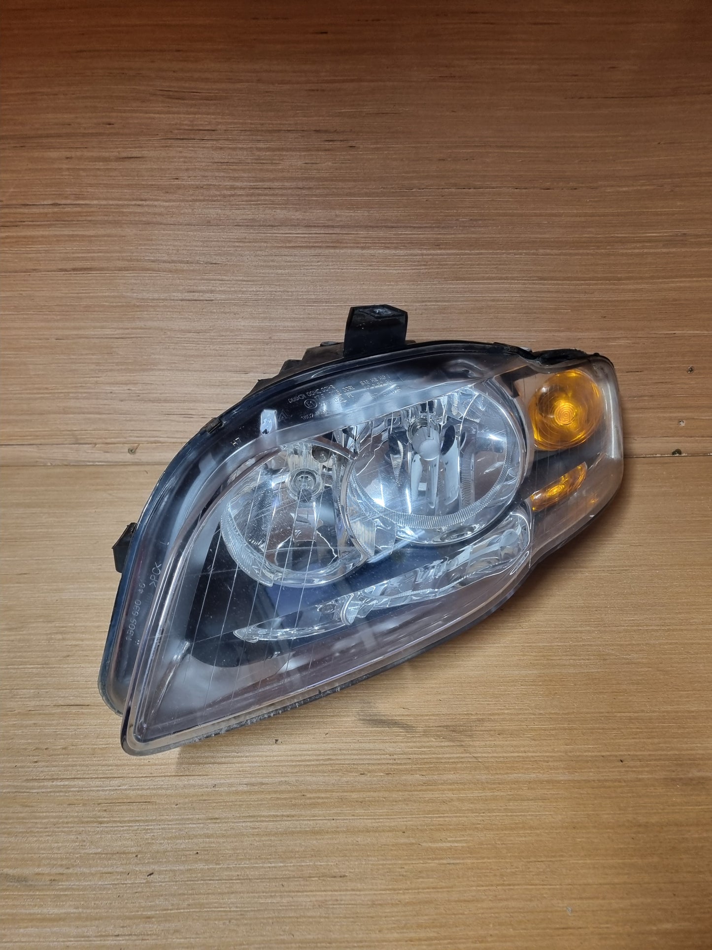 Audi a4 b7 used passanger headlight