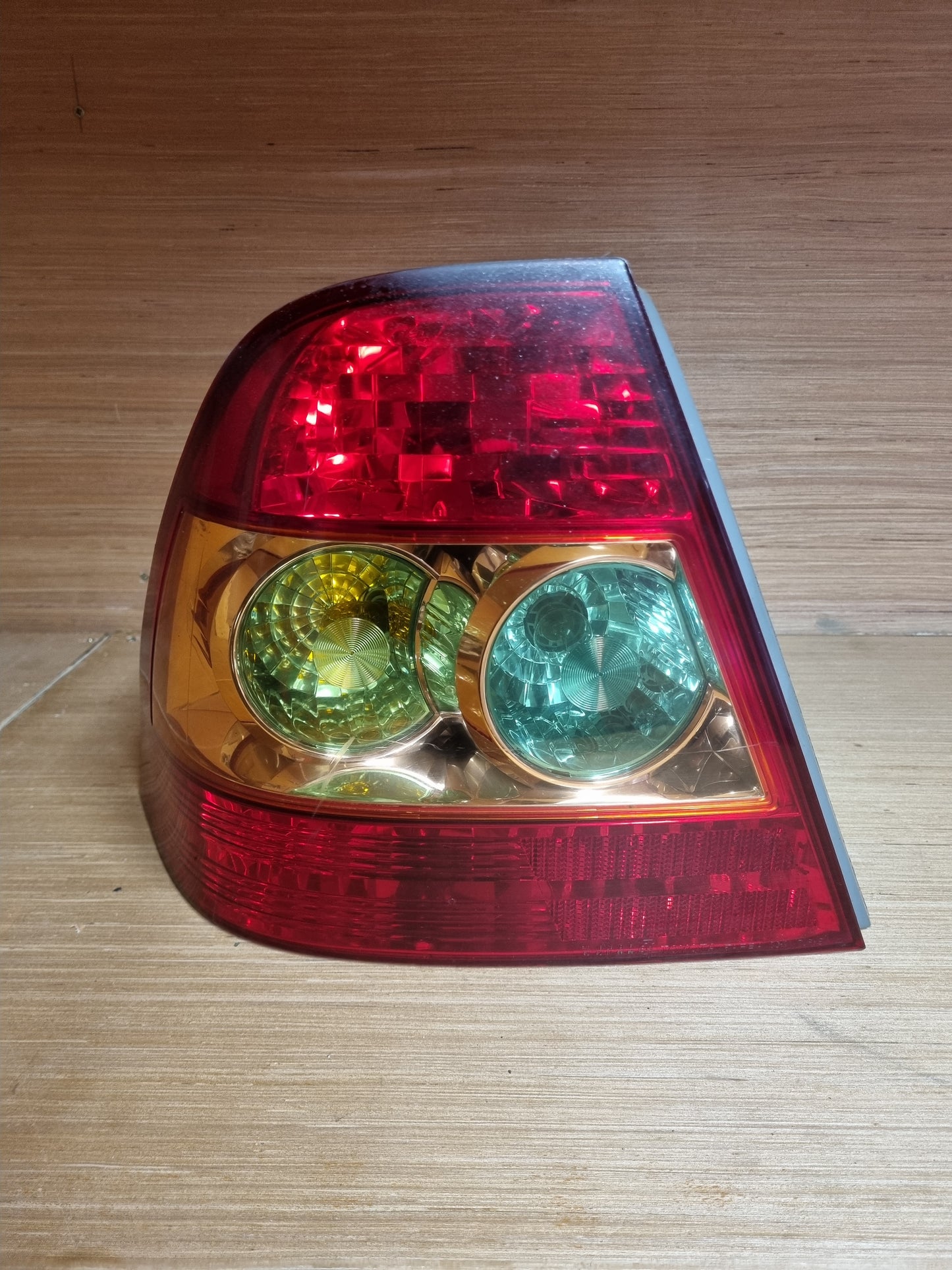 Used toyota Corolla luna taillight