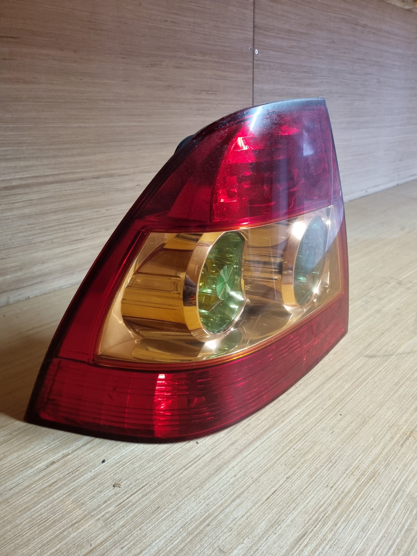 Used toyota Corolla luna taillight