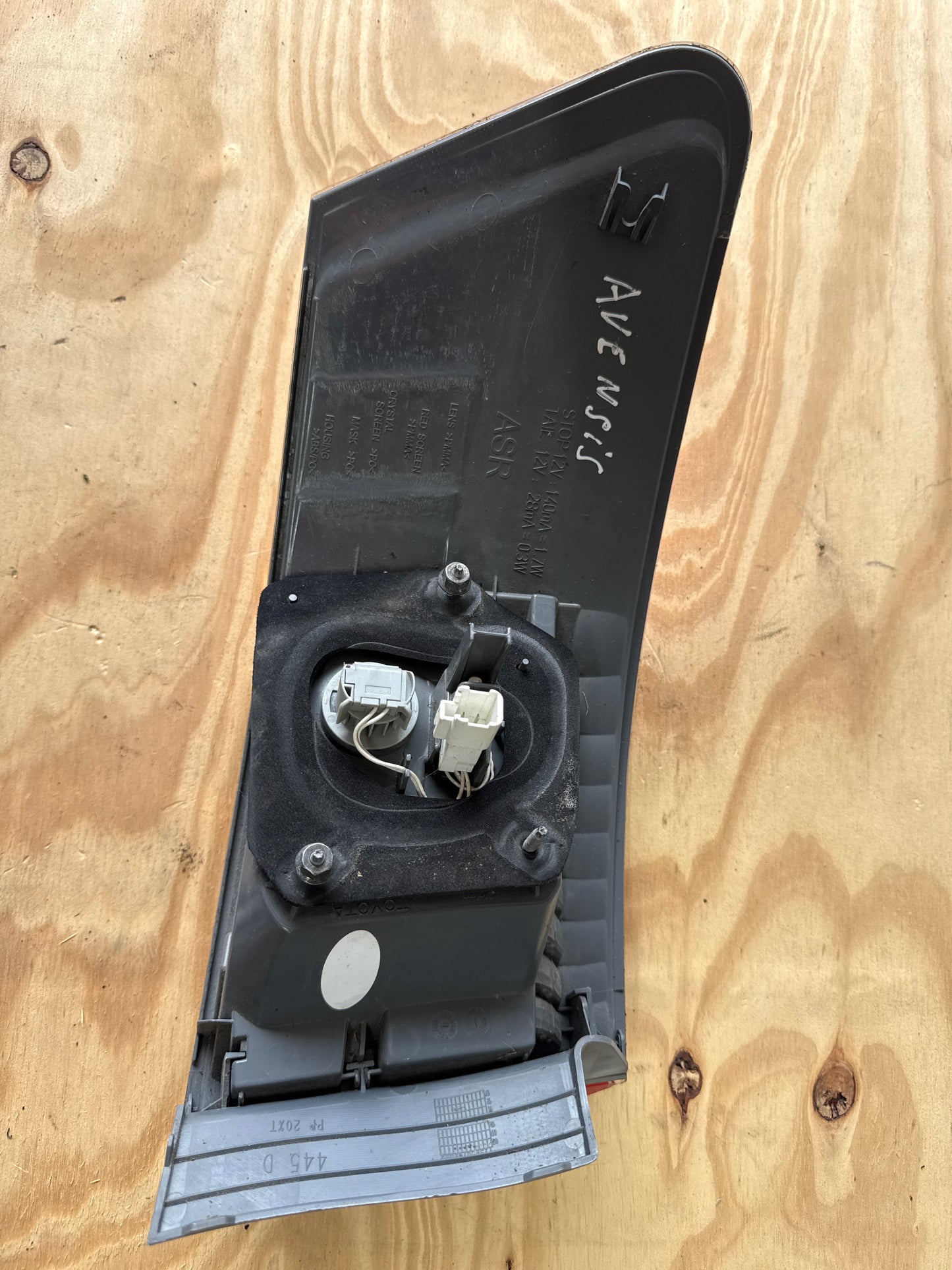 FARO FANALE FANALINO POSTERIORE PER TOYOTA AVENSIS T27 Sedan 2008-2012 Destra, 81550-05250⁠