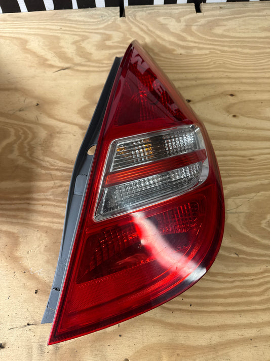Hyundai i30 Rear/tail lights 924022R000