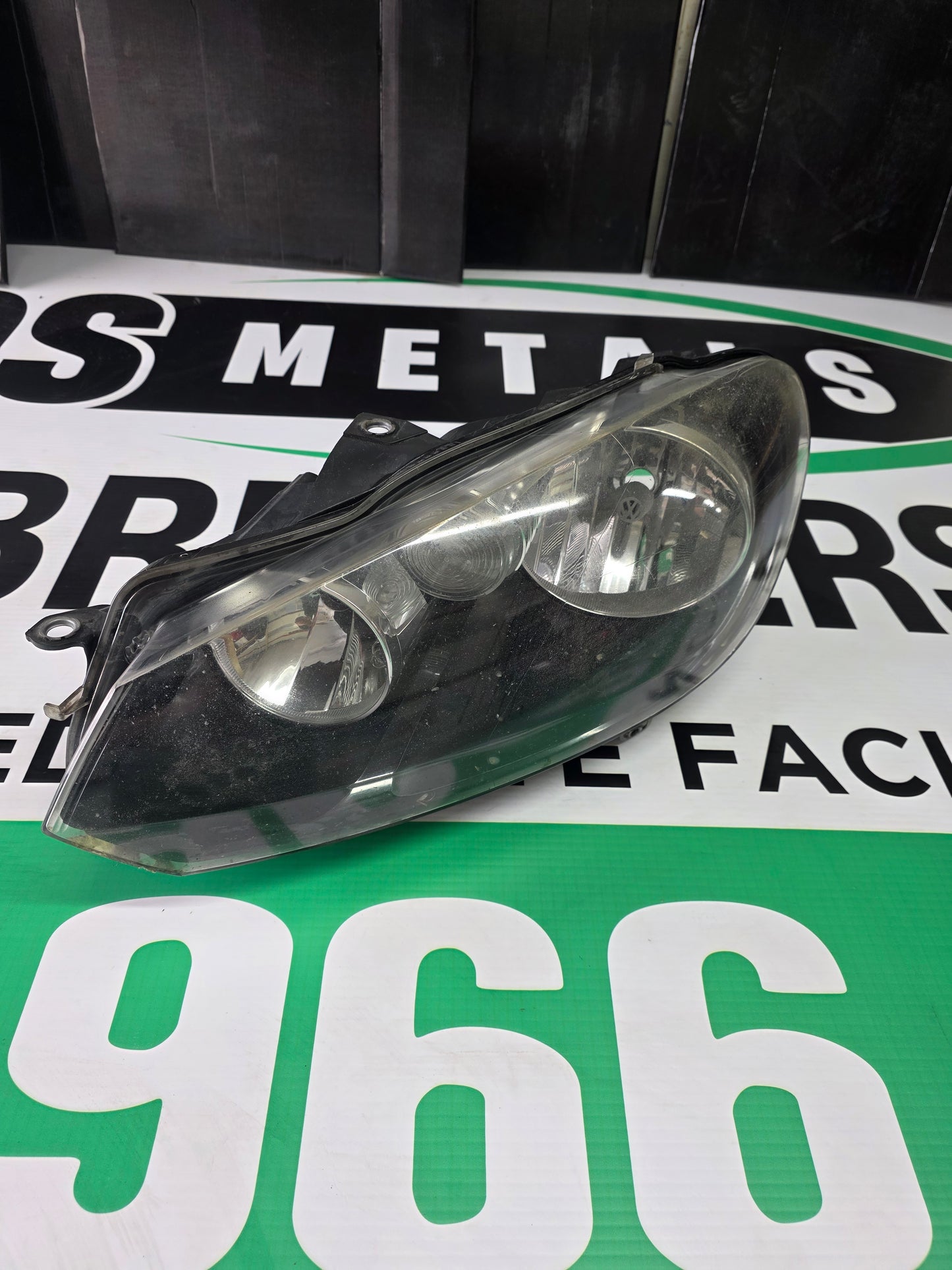 USED 10 VW MK6 GOLF HEADLIGHT PS