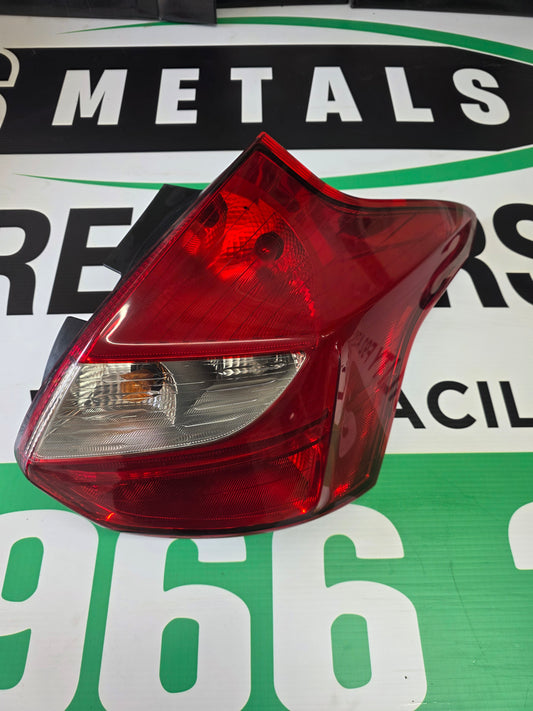 Used Ford focus 11+ taillight ds side
